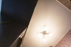 Сатиновый белый натяжной потолок в коридоре